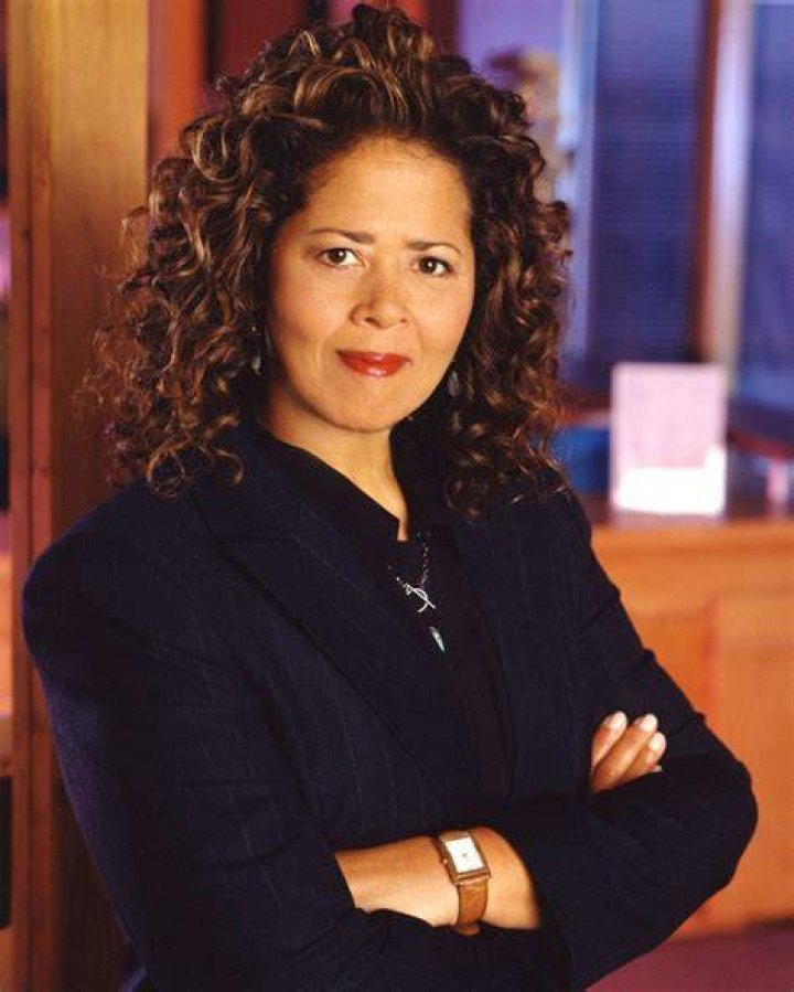 Anna Deavere Smith | Bio, Age, Net Worth, Relationship, Career
