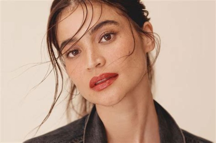 Anne Curtis