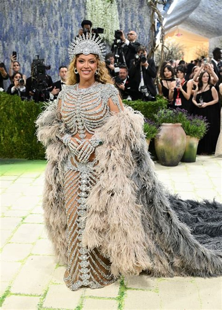 Beyonce (2:15)