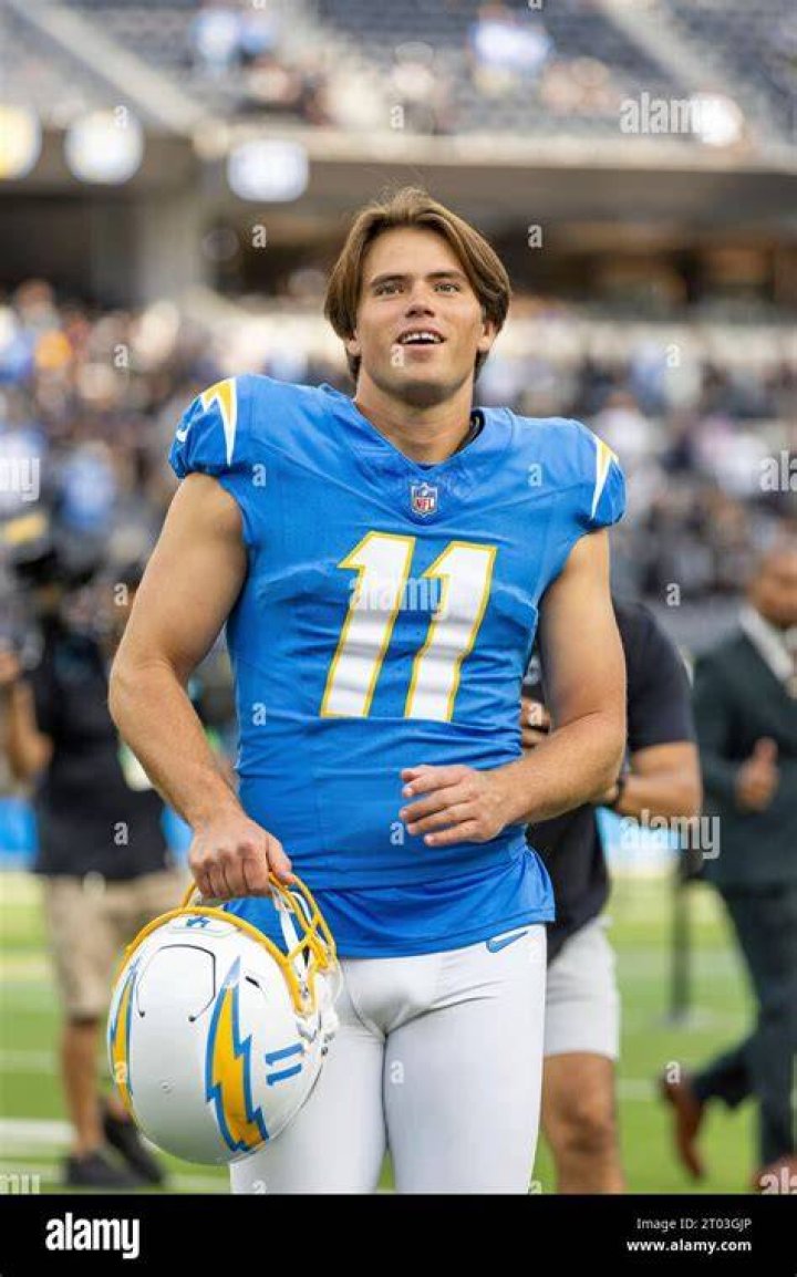 Cameron Dicker