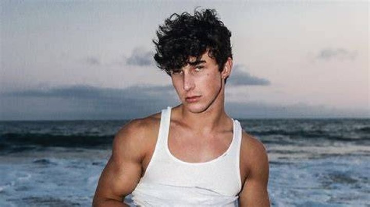 Hunter Rowland