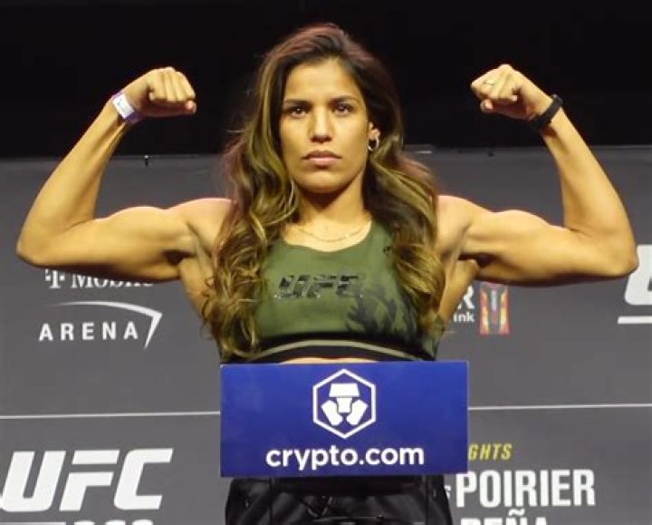 Julianna Pena