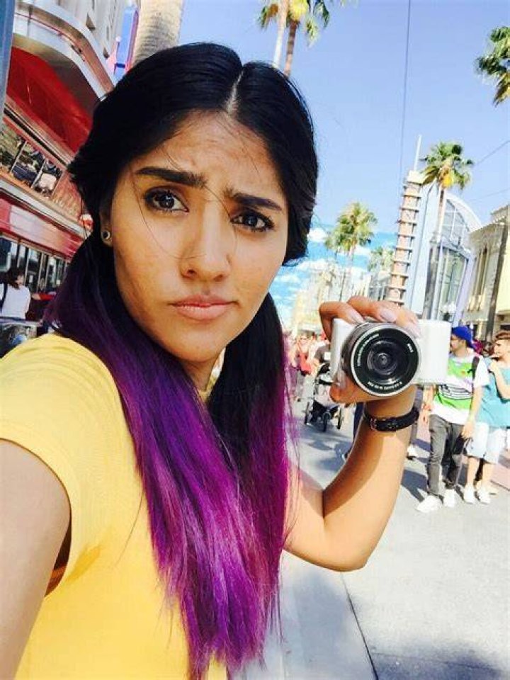 Karen Polinesia