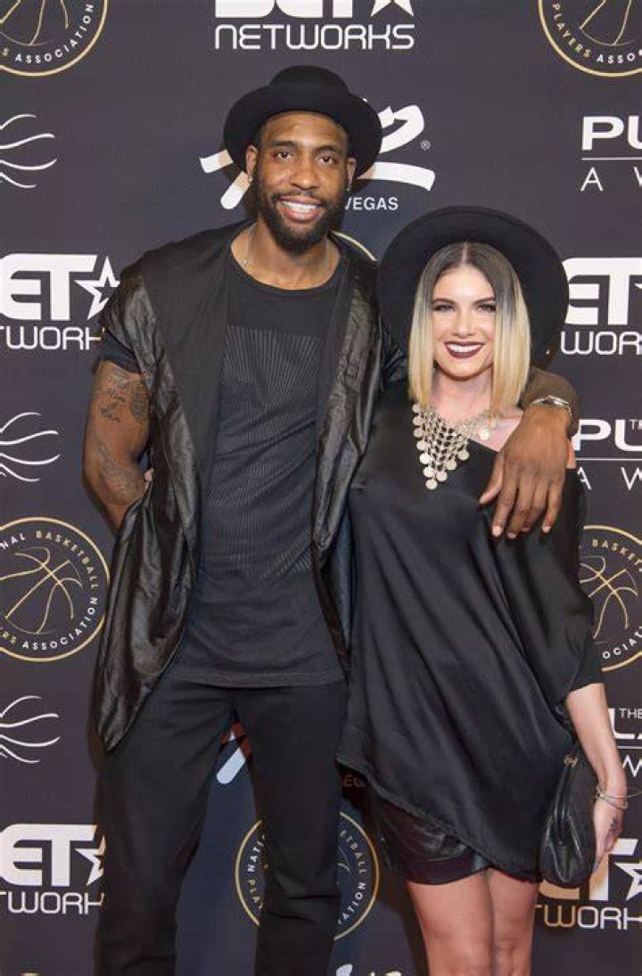 LaMarcus Aldridge Wife, Dad, Girlfriend, Son, Height, Weight