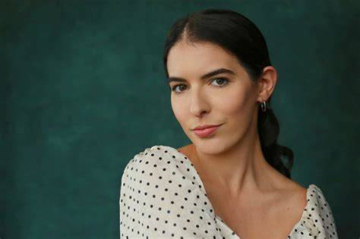 Melanie Bright