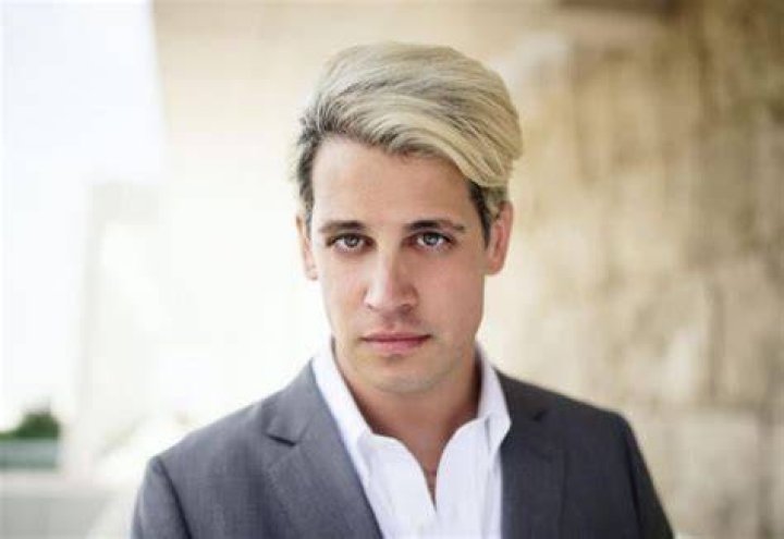 Milo Yiannopoulos | Bio, Age, Net Worth, Relationship, Career