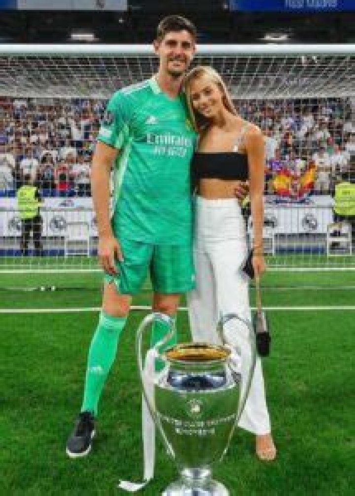 Mishel Gerzig- Wiki, Boyfriend, Height, Net Worth, Career