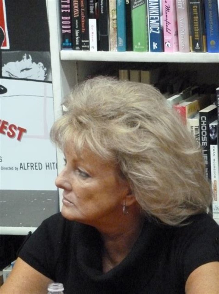 Rhonda Jo Petty