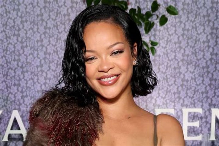 Rihanna (3:46)