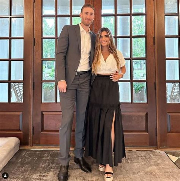 Robyn Hayward Biography Infographic