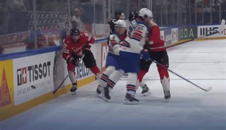 Ryan Lindgren