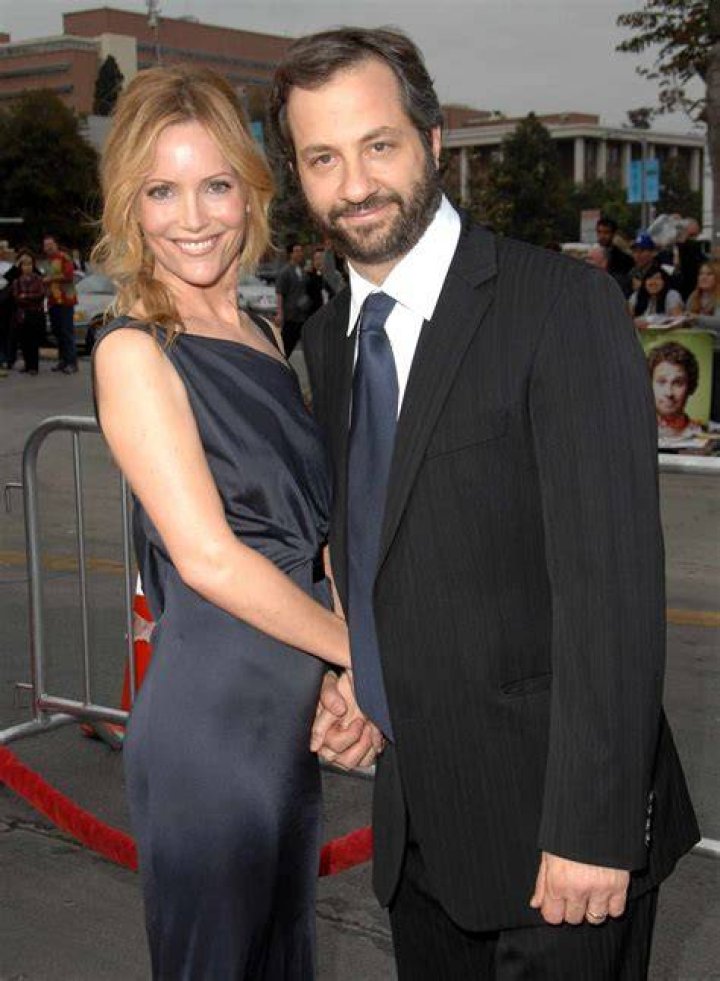 Leslie-Mann Who is Leslie Mann’s Husband, Daughters and Family Members, Here are The Facts